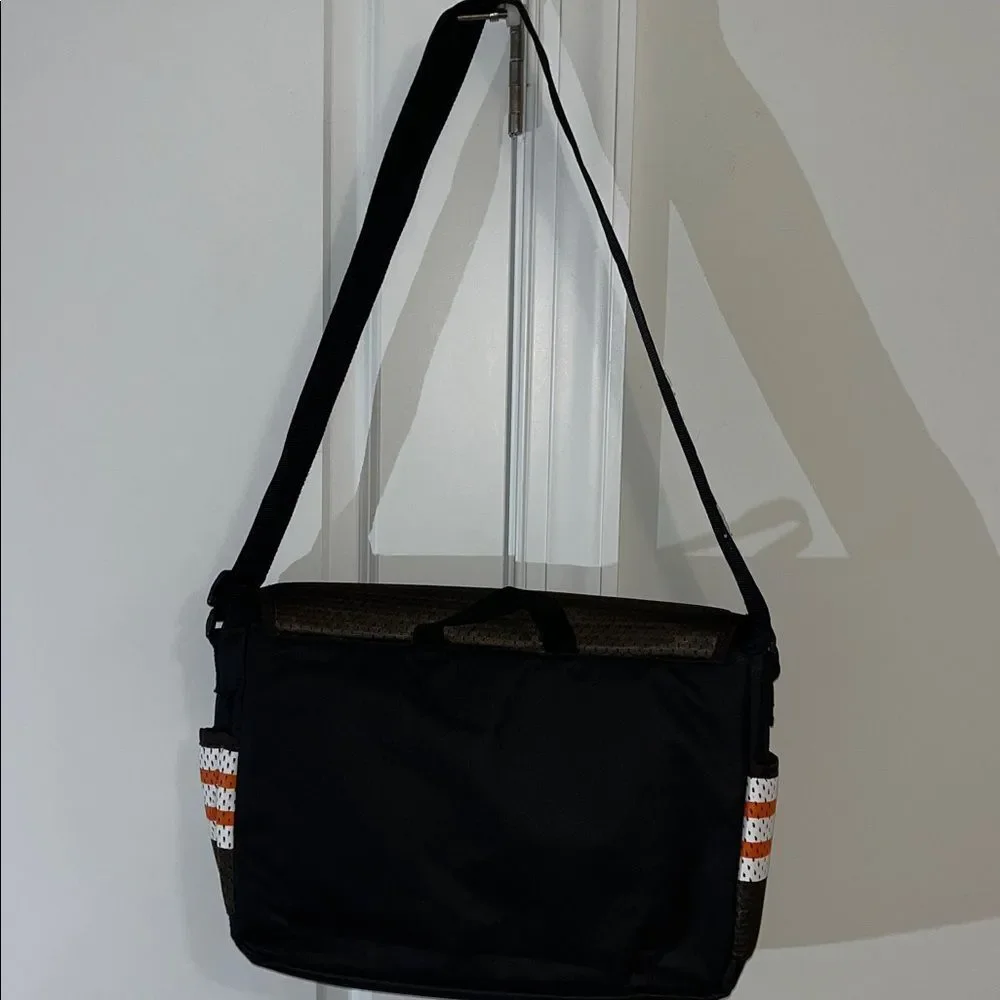 2-Ladies Cleveland browns Jersey Helmet Messenger Shoulder Bag+extra small Purse